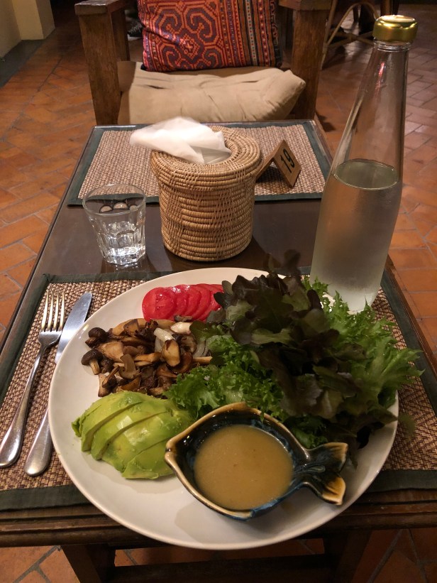 56709405876__5edfe17e-661d-418c-b98f-8d11030f3e1e